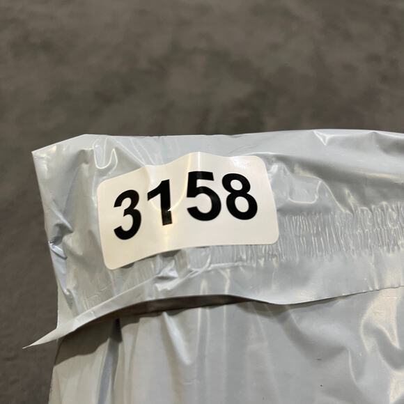 Everlane Raw-Hem Crop Light Bleach Wash Straight Ankle Leg Jeans Women's Size 29 - Picture 10 of 10